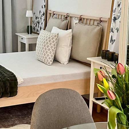 Gemuetliches Studio Apartment Bécs Kültér fotó